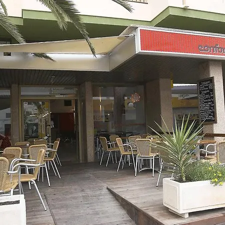 Confort Plaza Hotel *